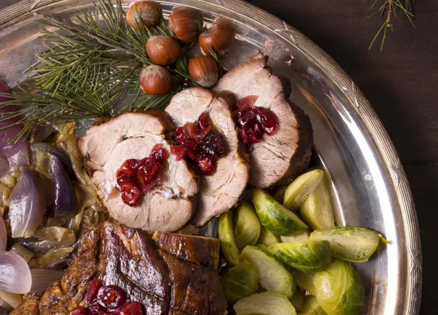 Top View Christmas Steak Plate With Pine Cones Decor