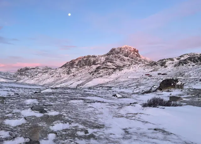 Vinterbilde av fjellandsskap
