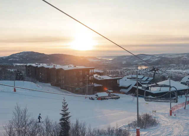 Glennpettersen Riddergaarden 4167 Medium