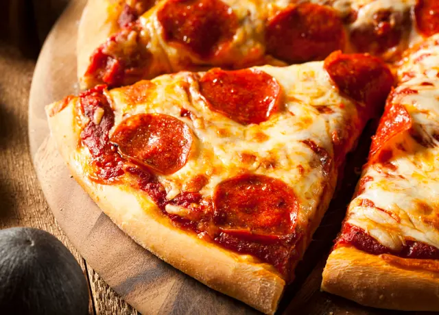 Pizza at Casa Montagna