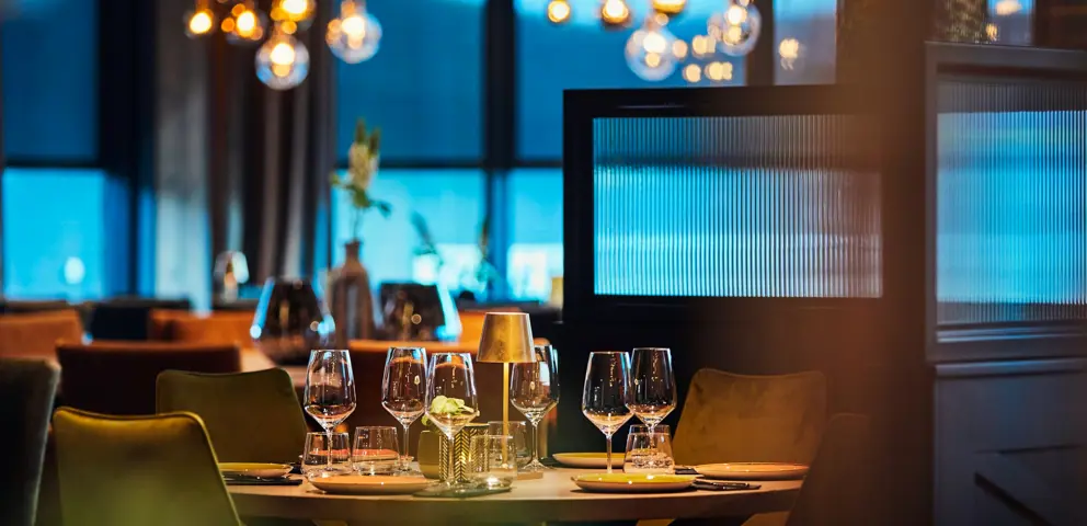 Spisebord ved restauranten Casa Montagna på Beitostølen